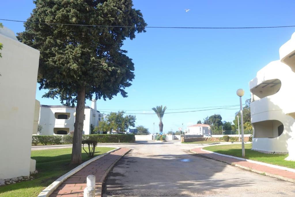 Carvoeiro Apartment - Walk To Beach Екстериор снимка
