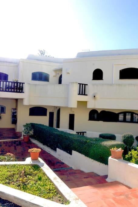 Carvoeiro Apartment - Walk To Beach Екстериор снимка